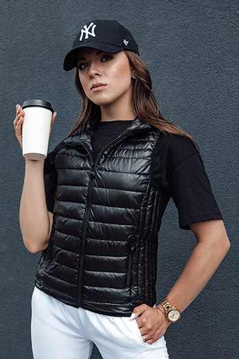 Női steppelt mellény állógallérral STYLISHZ fekete Dstreet TY4440 Dstreet TY4440