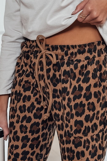 Női oversize PANTHERIN leopárdmintás, megkötött női chino Dstreet UY2282