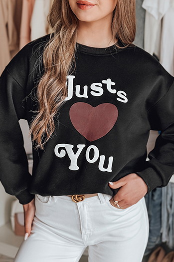 Női túlméretezett nyomtatott pulóver JUST LOVE YOU fekete Dstreet BY1472
