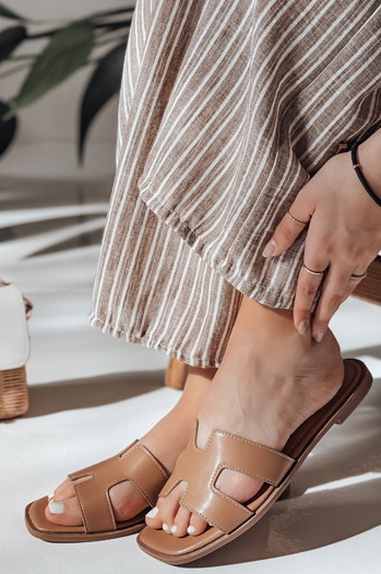 Női flip-flopok kivágásokkal KLASSINO khaki Dstreet ZY0881