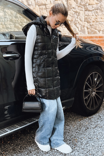 Kamizelka damska pikowana z kapturem czarna Dstreet TY5257