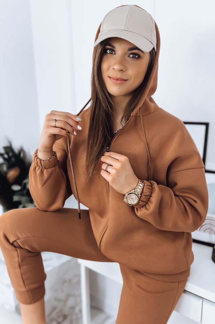 Női melegítő szett AMILIA PREMIUM camel színben Dstreet AY0736