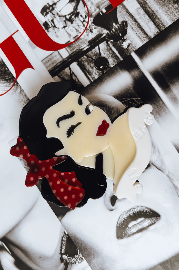 Női kitűző MERINS Szín  DSTREET HY0037