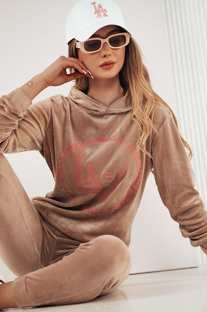 Női bársonyos szett VIP PRIVATE Szín Camel DSTREET AY0871