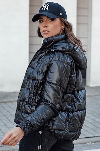 Női FASHWARM rövid steppelt dzseki kapucnival fekete Dstreet TY4640