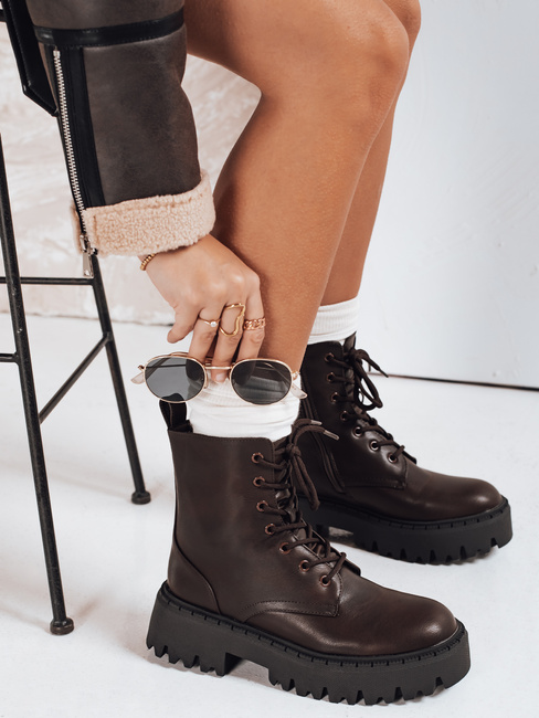 Női szigetelt papucsok barna Dstreet ZY1206 ZY1206