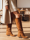 Női camel szarvasbőr csizma Dstreet ZY1309