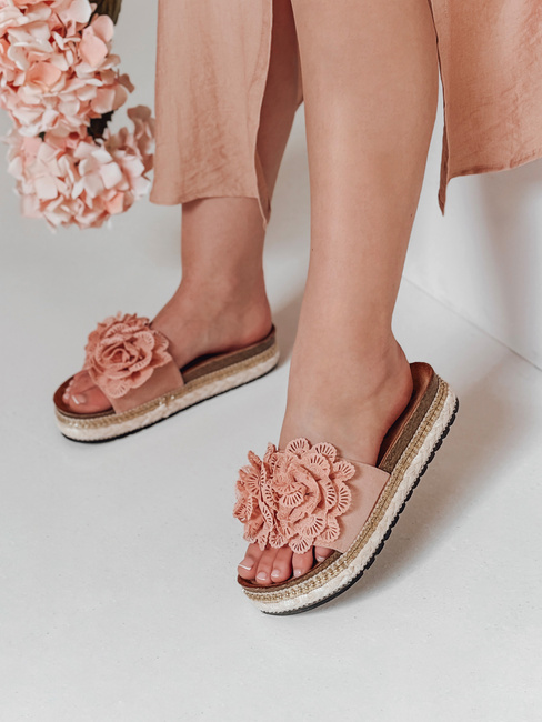 Női virágos flip-flop KWIATARIS rózsaszín Dstreet ZY0911 ZY0911