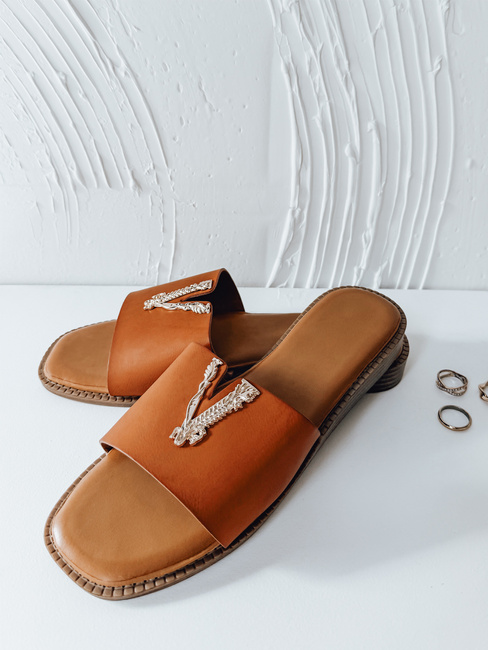 Női SOLVINA flip-flopok camel Dstreet ZY0957