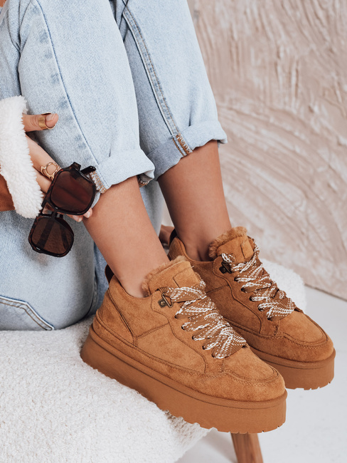 Női szőrös platform tornacipő camel Dstreet ZY1068 ZY1068