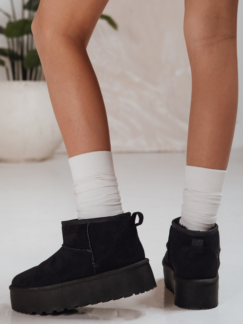 Női fekete szarvasbőr hó csizma Dstreet ZY1283