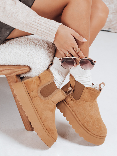 Női platform hó csizma szarvasbőr camel Dstreet ZY1182 ZY1182