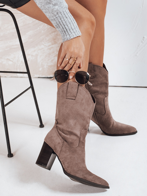 Női szarvasbőr cowboy csizma barna Dstreet ZY1194