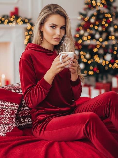 Női bársonyos szett SO COMFY Szín Bordó DSTREET AY0887z