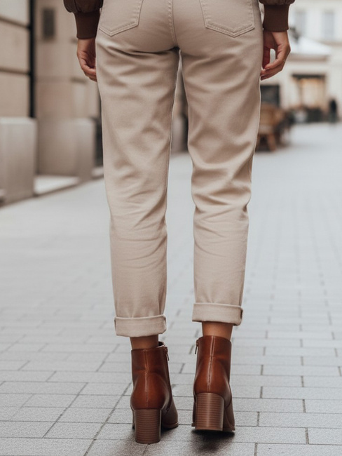 Női teve színű, sarkú csizma Dstreet ZY1317 ZY1317