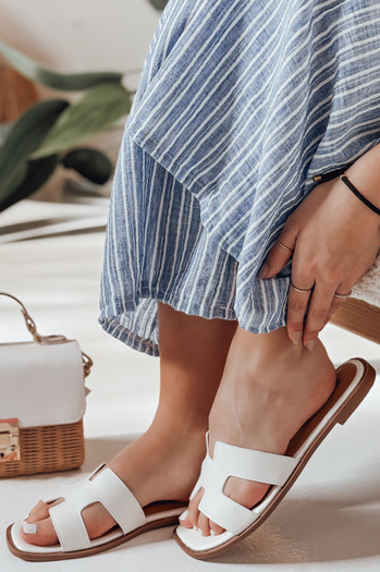 Női bevágott hátú flip-flop CLASSROT fehér Dstreet ZY0885