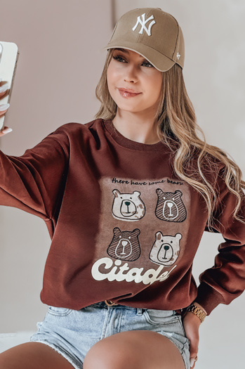 Női oversize pulóver mackókkal MISOBEARS burgundi Dstreet BY1434