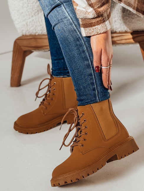 Női GRIPWAY camel csizma Dstreet ZY0582 ZY0582