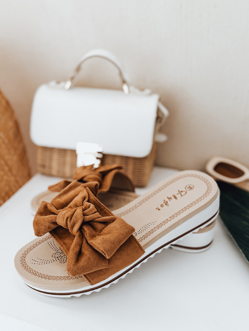 Női LOVESLIDE camel flip-flopok Dstreet ZY0996