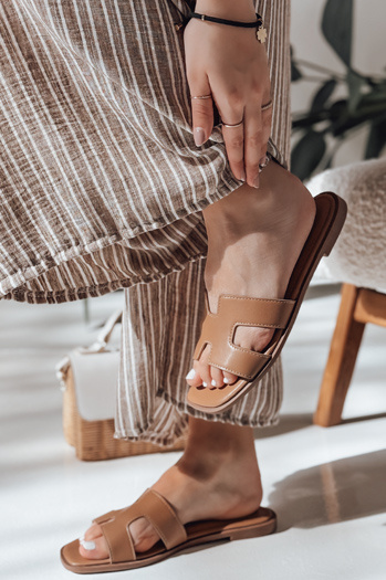 Női flip-flopok kivágásokkal KLASSINO khaki Dstreet ZY0881