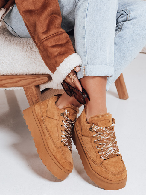 Női szőrös platform tornacipő camel Dstreet ZY1068 ZY1068