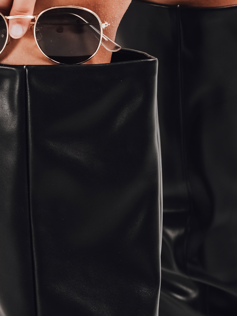 Női csizma széles felsővel fekete Dstreet ZY1169