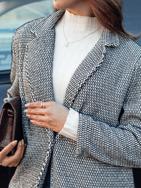Női oversize kabát TEDDSTYLE fekete Dstreet NY0725