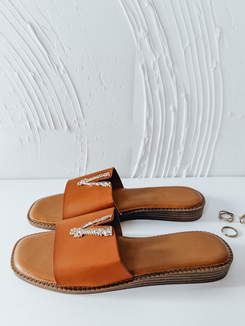 Női SOLVINA flip-flopok camel Dstreet ZY0957