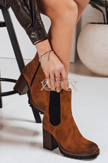 Női szarvasbőr camel csizma Dstreet ZY1313 ZY1313