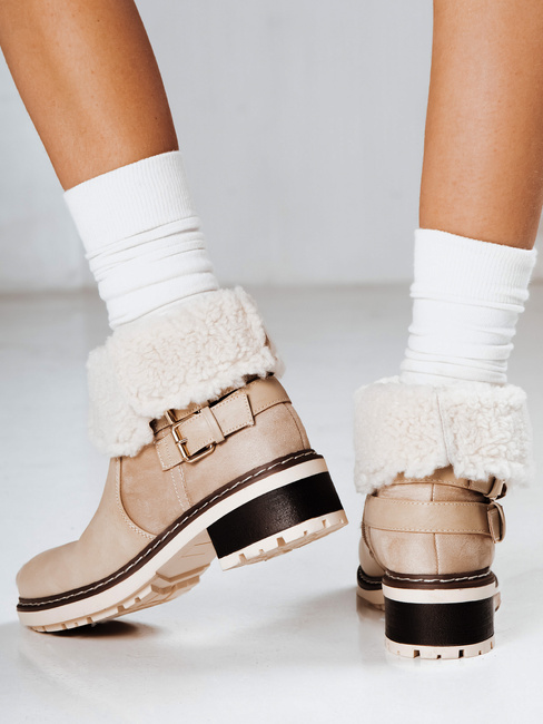 Női csizma báránybőrrel bézs Dstreet ZY1249 ZY1249