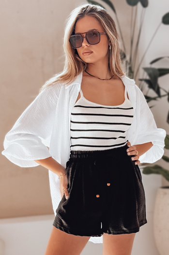 Női SUMMER TRIP szövet rövidnadrág fekete Dstreet SY0433