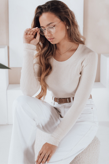 Női bordázott pulóver NOLVIE ecru Dstreet MY2495