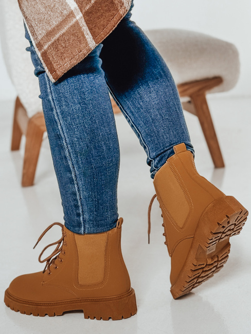 Női GRIPWAY camel csizma Dstreet ZY0582 ZY0582
